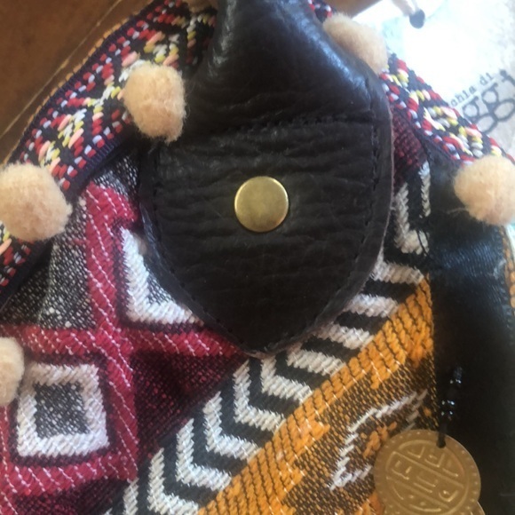 Ruggine Premium Artisan Crafted Patchwork Shoulder Bag with Leather Handles, New - Picture 11 of 14